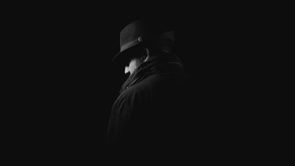 Privédetective in Antwerpen voert discreet onderzoek uit in stedelijke omgeving